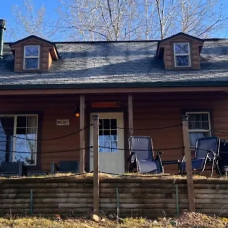 Cozy Hayward Moose Lake Getaway